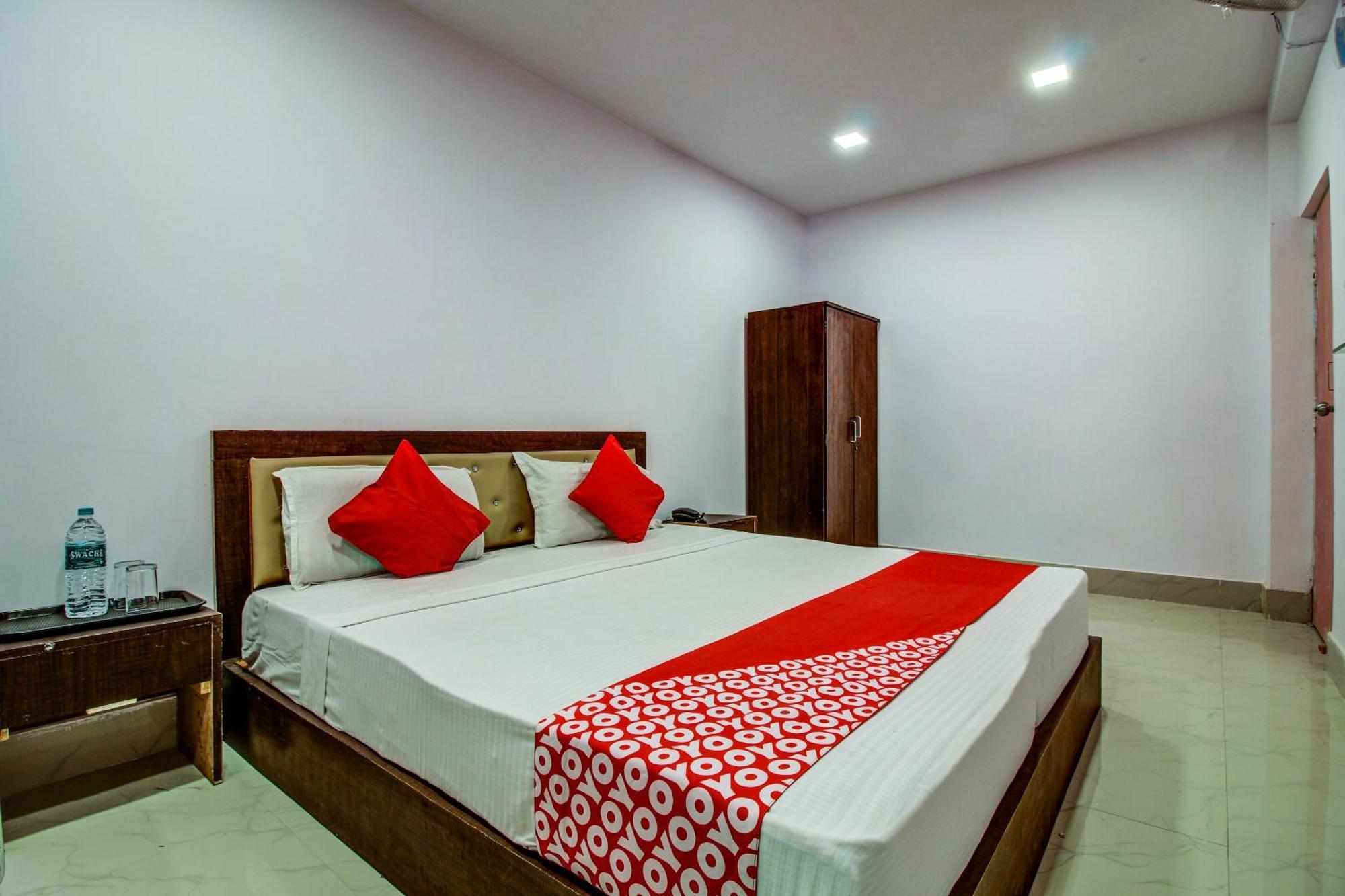 Oyo Flagship Spc & Span Hotel Jamshedpur Exterior foto