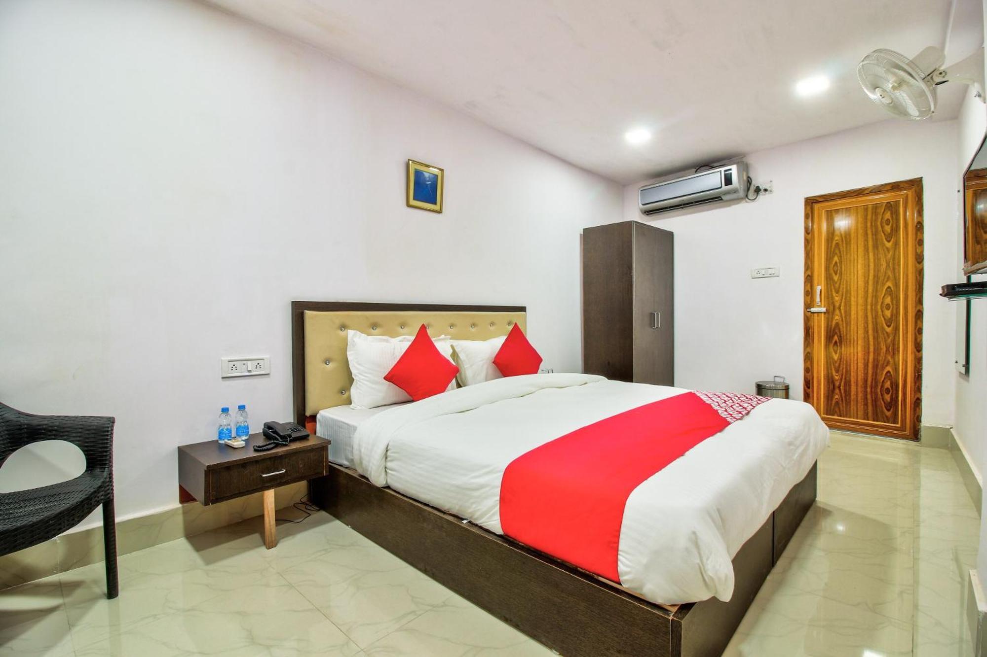 Oyo Flagship Spc & Span Hotel Jamshedpur Exterior foto