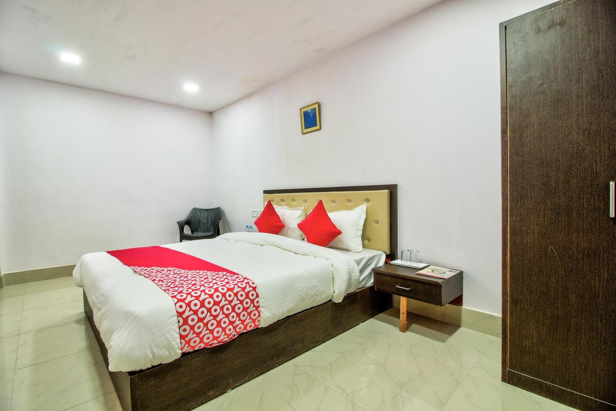 Oyo Flagship Spc & Span Hotel Jamshedpur Exterior foto